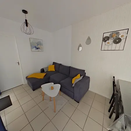 Au Ptit Palais Apartamento Châtellerault